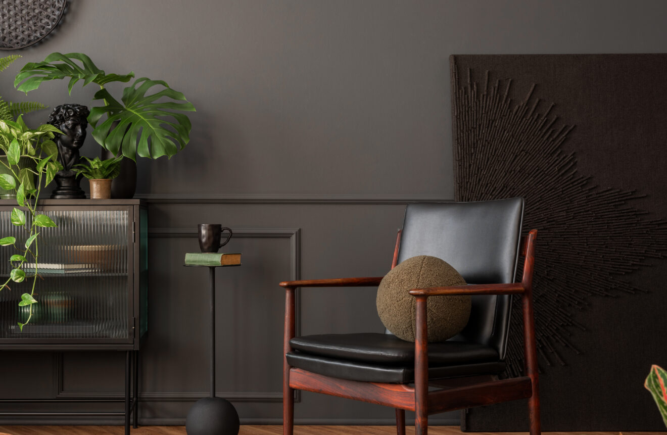 The Beauty of Lippan Art in Modern Homes