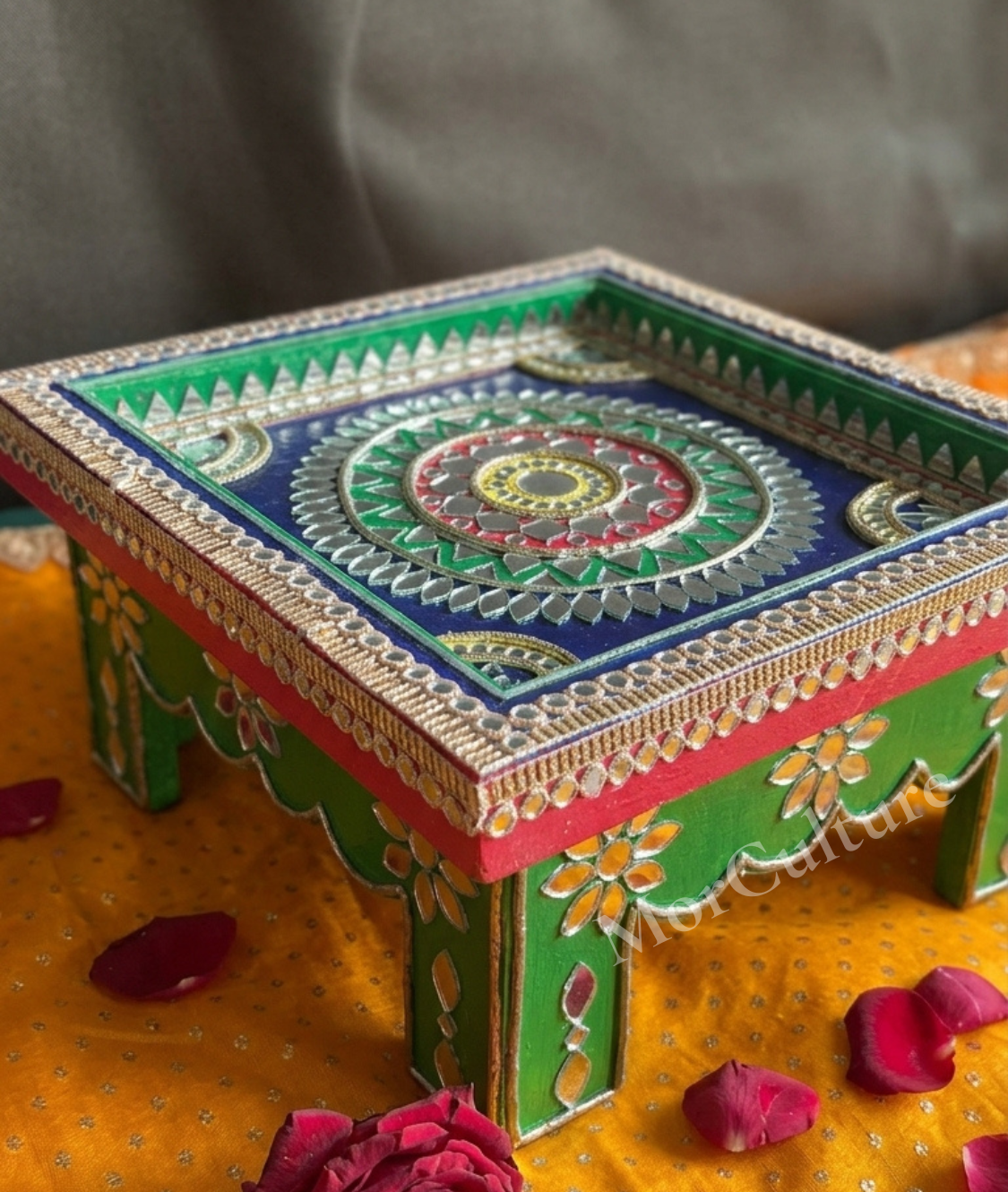 Lippan Art Chowki / Bajot